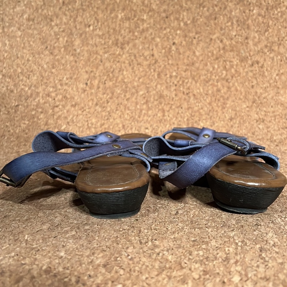 Sandals - Picture 5 of 8